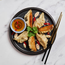 Load image into Gallery viewer, Chicken & Lemongrass Gourmet Pan-Fried Dumplings With Dipping Sauce